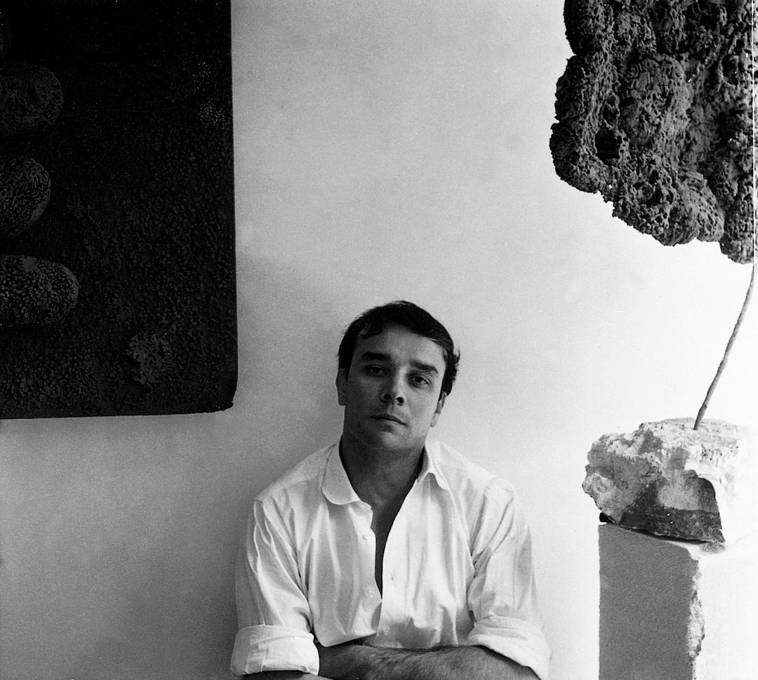 Yves Klein in his studio, Paris, 21 October 1961. Photo: Harry Shunk. Courtesy of Yves Klein Archives, Paris.